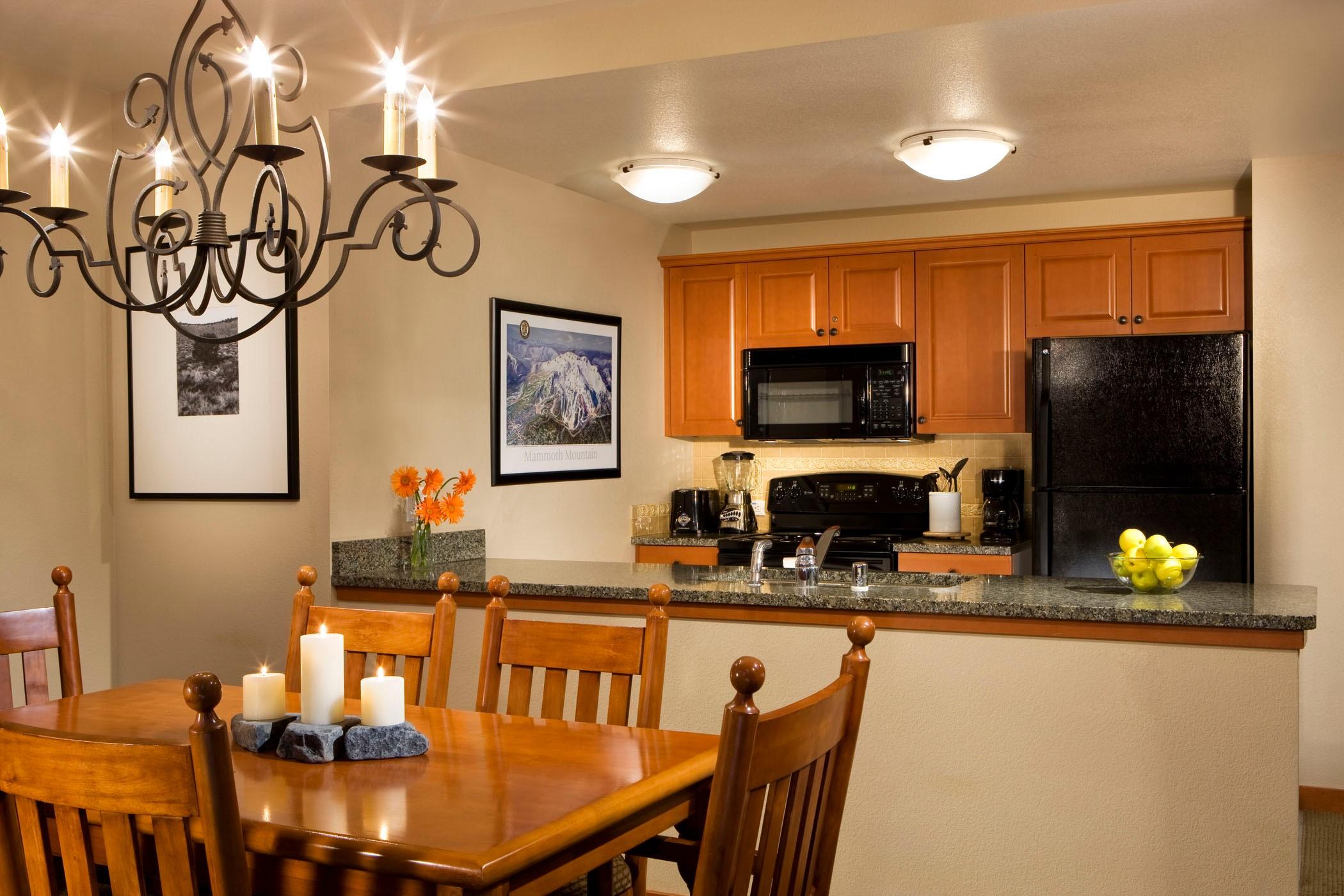 Resort The Village Mammoth Lakes