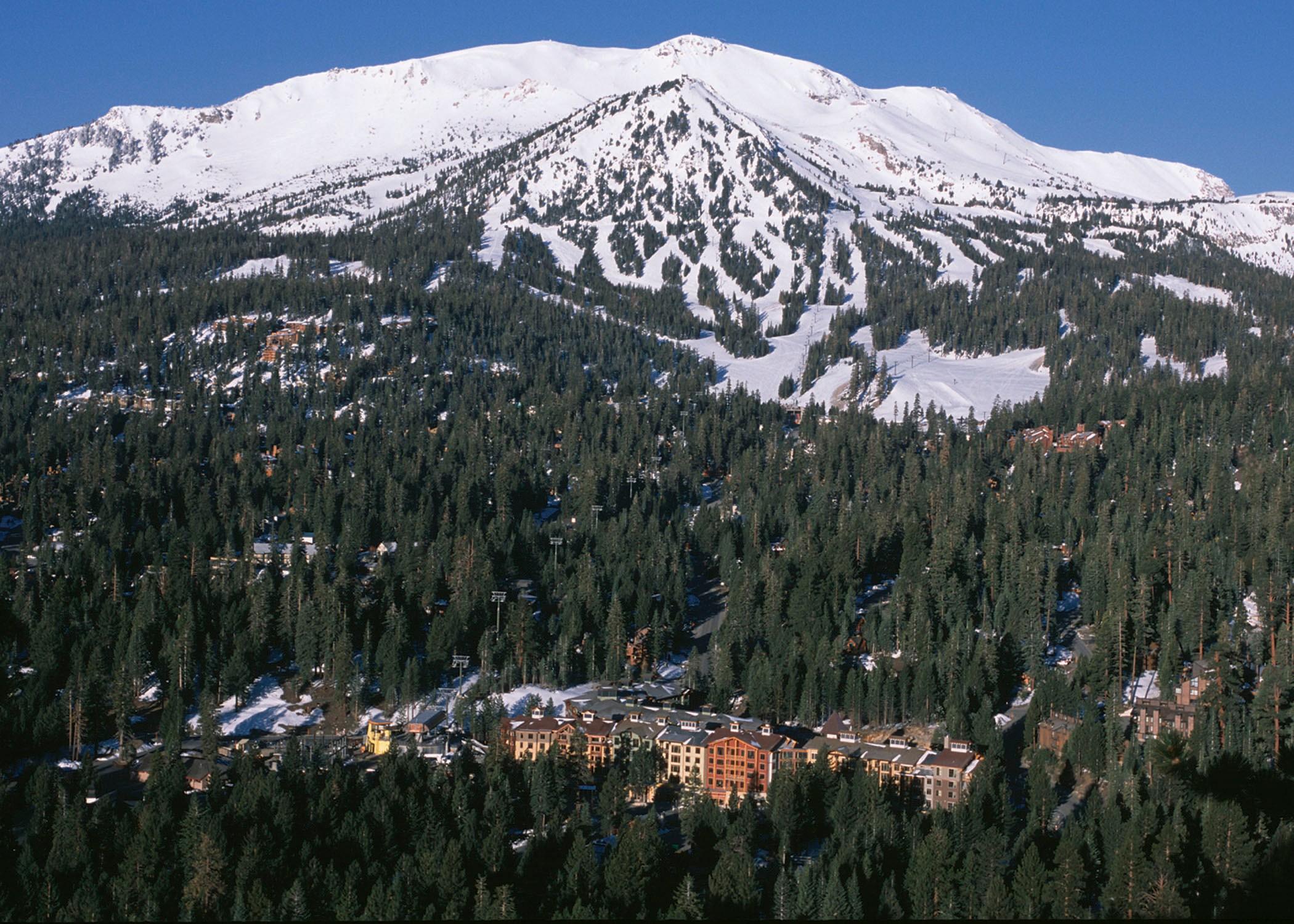 Resort The Village 4*