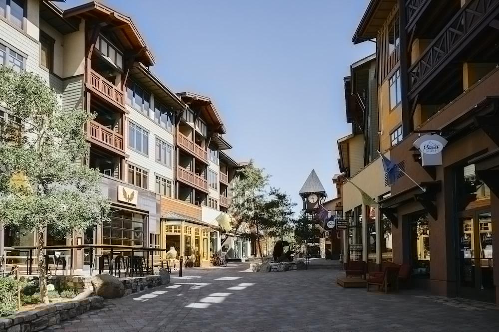 Resort The Village